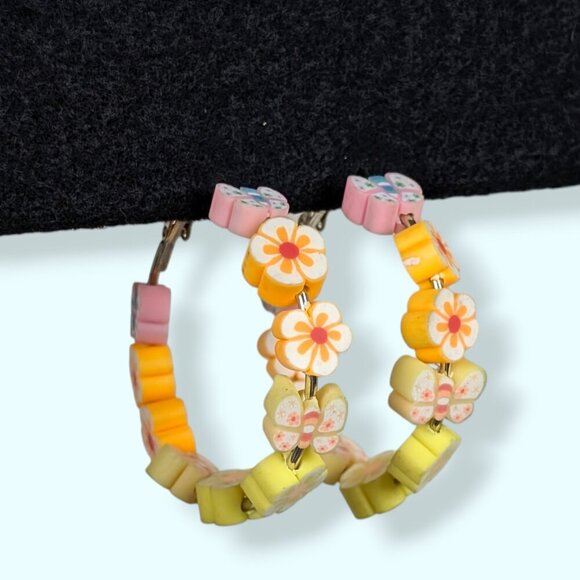 (2/$20) Colourful Floral Beaded Hoop Earrings - Picture 2 of 4